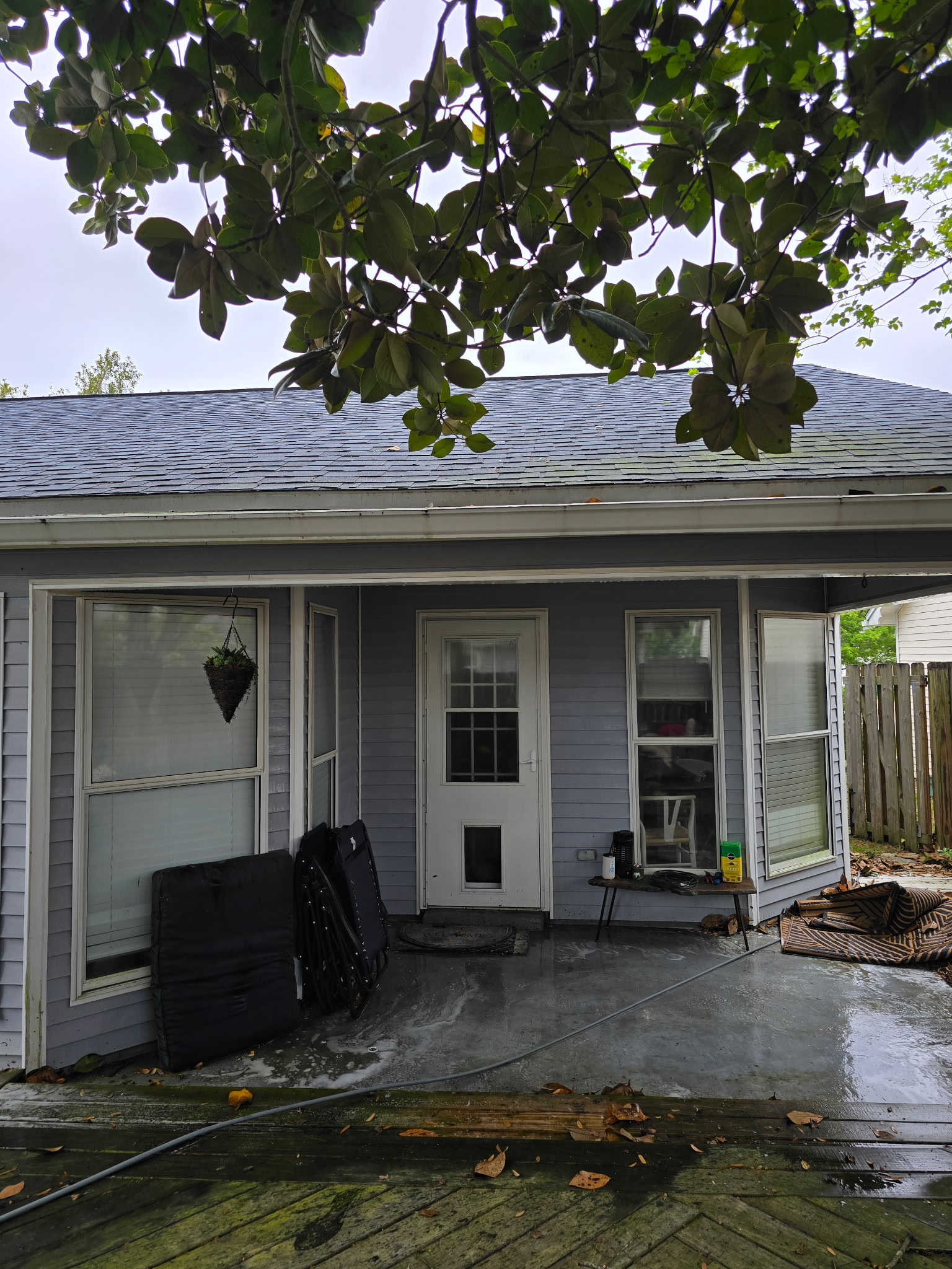 Restore Your Shine! Professional Pressure Washing Services. ✨  Body: